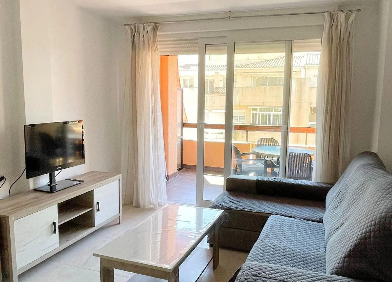 Amplio Apartamento En Torremolinos By Bebalmy Apartment