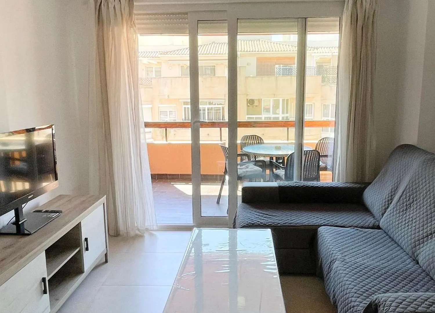 Amplio Apartamento En Torremolinos By Bebalmy Apartment